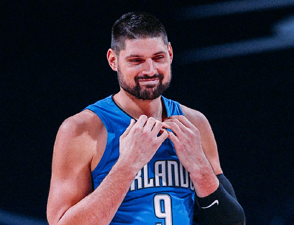 魔术队|就在今天，一项前无古人的NBA纪录，被一位白人中锋完成了！