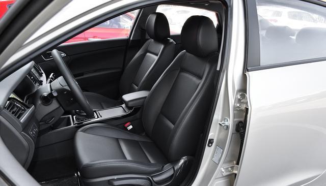 b级车|最厚道的合资B级车！从14.98万跌至11.48万，关键入门即高配