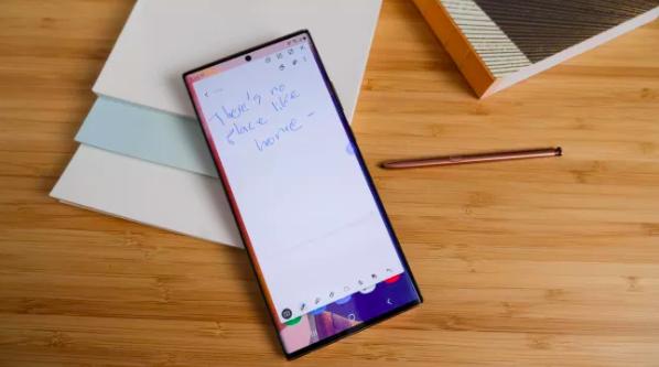 电池|三星Note系列对比：今年Note 20 Ultra更胜一筹