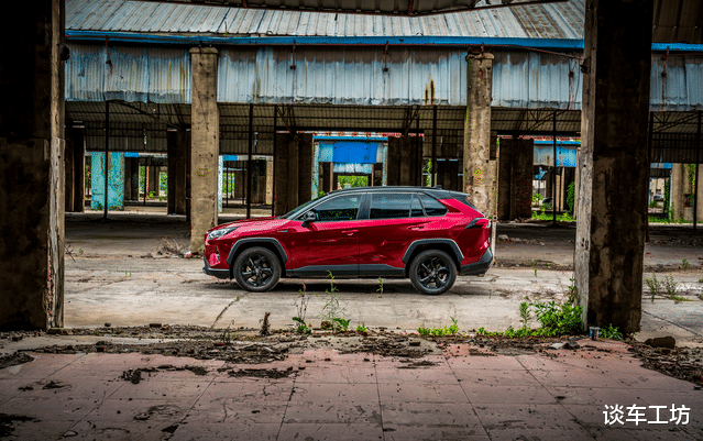丰田RAV4|8月只卖了6342台,环比暴跌67%,丰田RAV4怎么了?
