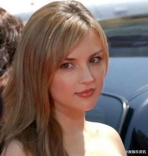 【双性恋】盘点好莱坞四位“双性恋”女星,最小的一位还是95后,网友:“浪费资源”