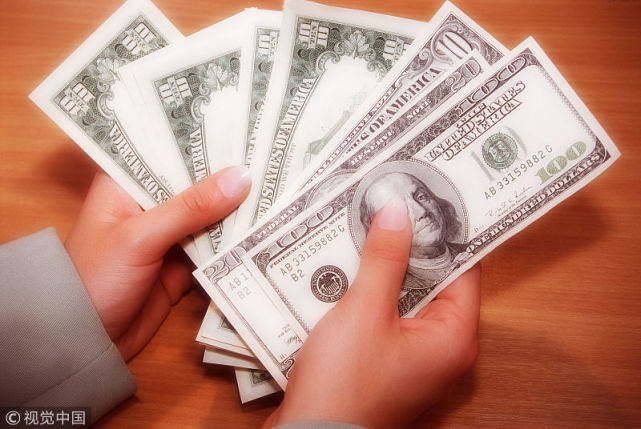 「月光族」当你没钱的时候，这6个建议让你越混越好（纯干货！）