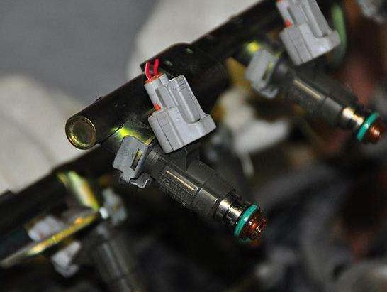 动力|不管开啥车，车上的这个\孔\记得定时清理，车子越开越带劲