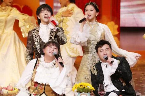 『王牌』关晓彤发文告别《王牌》,透露下季嘉宾,导演也在努力邀请鹿晗