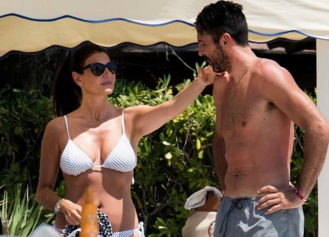 「布冯」42岁的布冯有多厉害?布冯女友表示,他还没退役我都要养老了