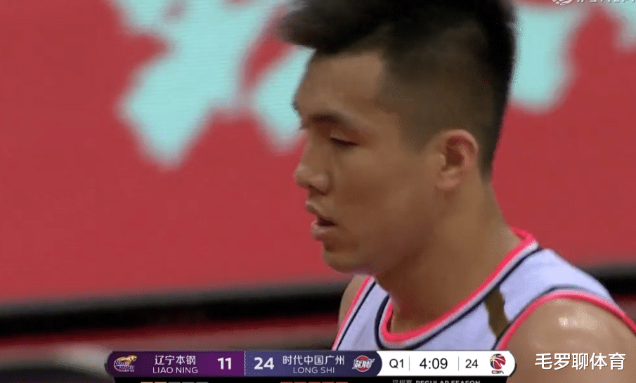 『郭艾伦』喊都喊不住！郭艾伦赛后严重违规，姚明新规只立下2天他带头破坏