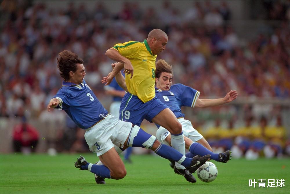 「罗纳尔多」12分钟造2球，3-3！罗纳尔多封神之战，这1秒让卡纳瓦罗绝望