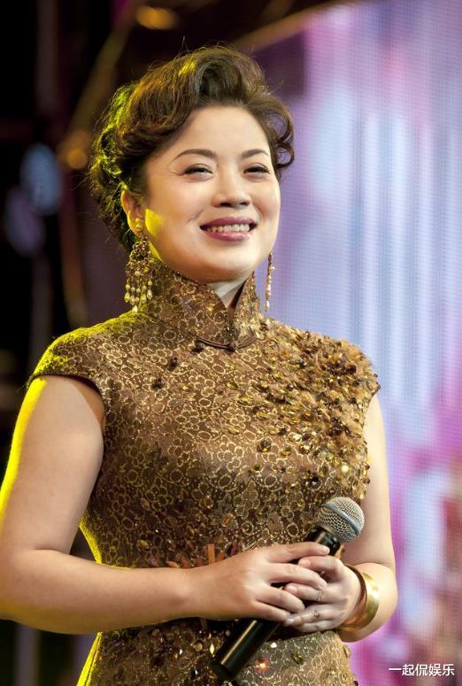 【极限挑战】民歌皇后张也：25次上春晚后巅峰隐退，今公开消失真相，令人痛哭