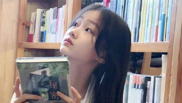 整容|因长得太好看,被全网禁止整容的赵薇“女儿”,如今美得不敢认