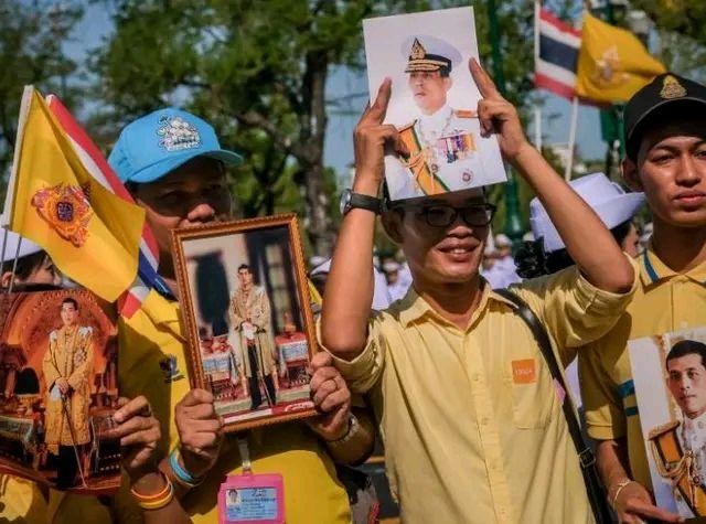 诗妮娜|没有子嗣，敢和王后争宠的废妃诗妮娜，为何泰王恢复了她的爵位？