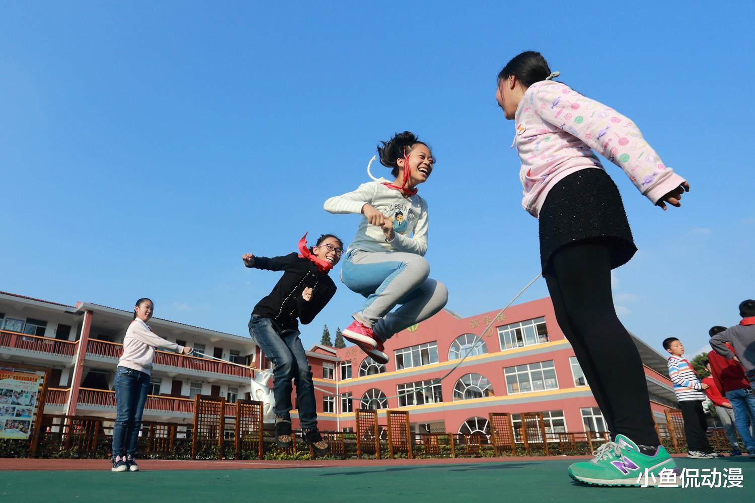 幼儿园@教育厅公布最新开学时间，初高三家长笑了，幼儿园园长却大哭