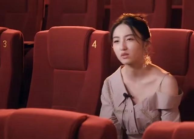 张子枫|张子枫高考结束，五岁开始北漂的她，为啥这么受大导演的喜欢？