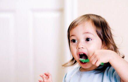 『水果』4月发文:8岁男孩身高不到1米,只因常吃3物