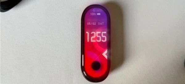 【小米科技】华为Mate40系列首发5nm麒麟1000；小米手环5真机谍照曝光