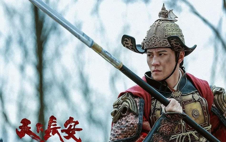 『秦俊杰』欢瑞一哥秦俊杰,虽手握7部男主戏,但新剧《通天塔》已官宣开机