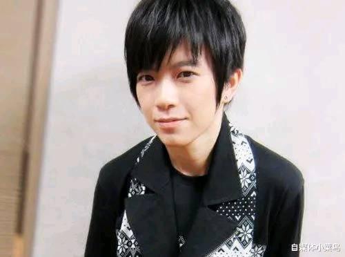 张芸京@曾经的张芸京凭借着一首歌，火遍了整个乐坛，现在却无人知晓