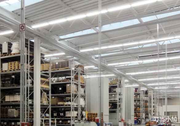 「」如果电工这样拧电线, 记得多给他100块工钱, 住10年都不短路!