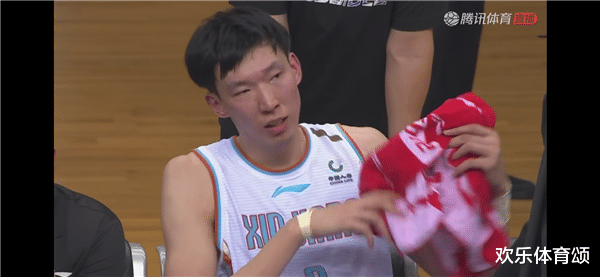 [周琦]道高一尺魔高一丈！林书豪单打周琦，CBA和NBA的差距，就是这么的大