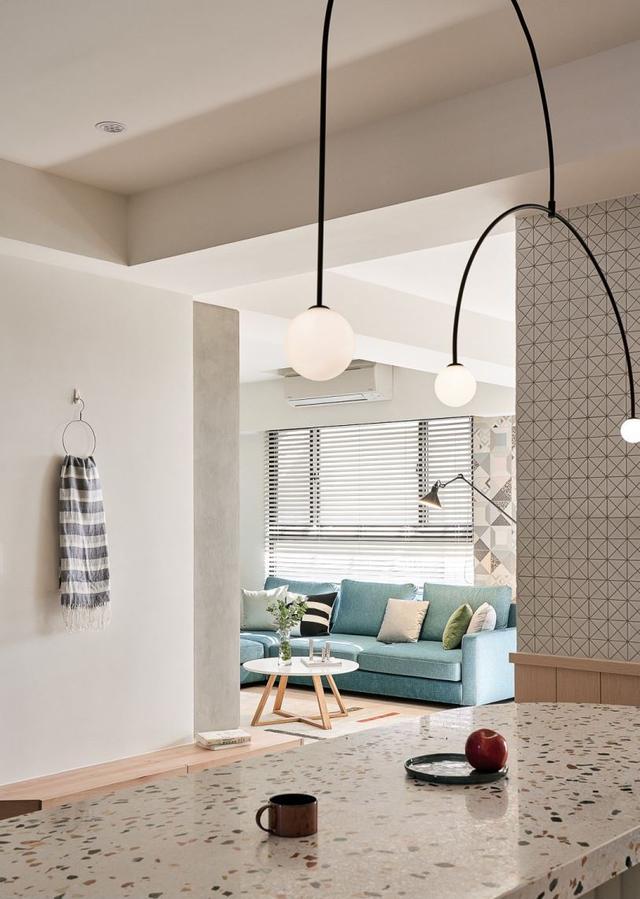 『』坚持极简主义的台湾夫妇，把家装修得井井有条，看着都舒服，晒晒