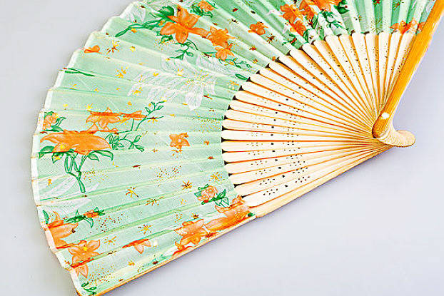 生肖|下半年期间，这3个生肖运势卷土重来，成绩闪闪发光，日子更富裕