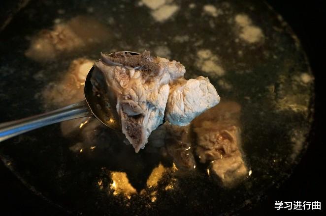 |猪的这个部位，比骨头营养高5倍，价格也很便宜，不买是傻子！