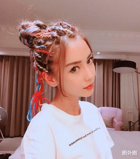 鹿晗|秦岚陈伟霆一桌打麻将，黄晓明围观，Baby这次怎么没动静了？