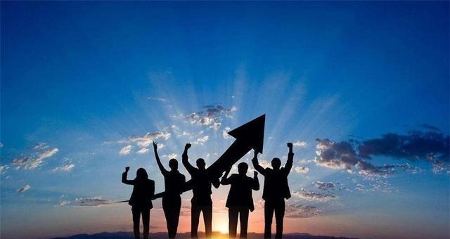 任正非|穷人最好的三项投资，坚持下去早晚能“翻身”，任正非早已言明