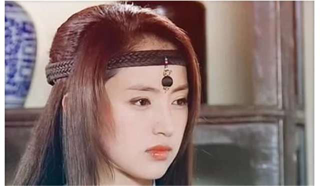 宋慈▲董璇表面温婉却内心勇敢，两部新戏无缝接轨，离婚如获重生