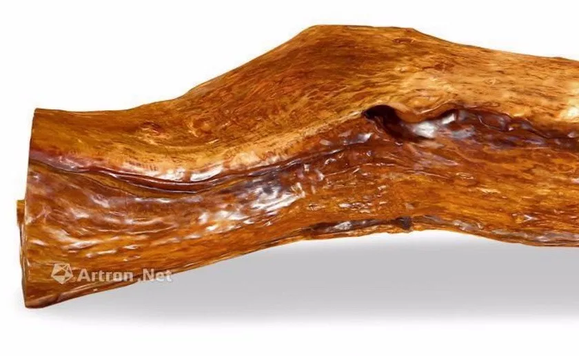 「绿松石」这根435公斤的黄花梨老料卖了4256万！