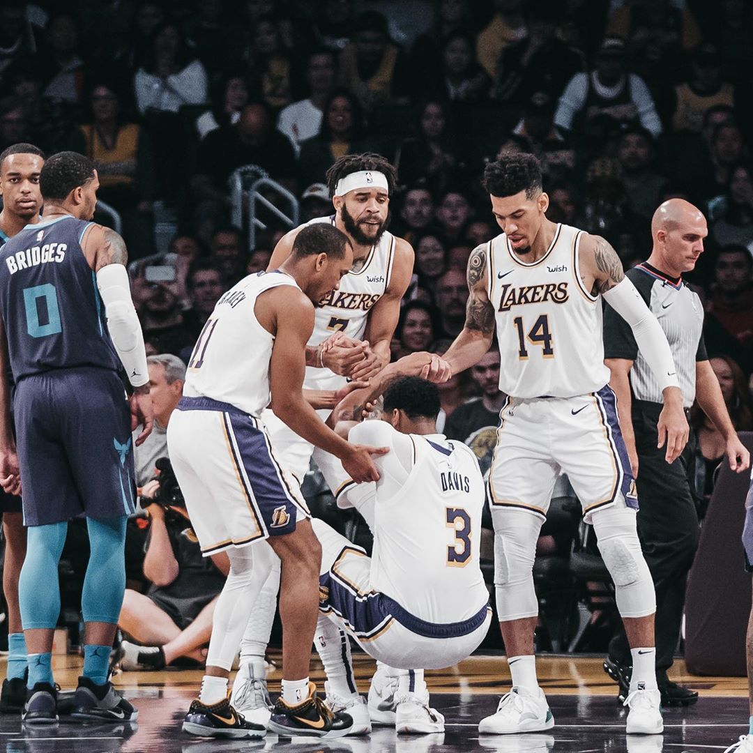 「斯蒂芬·库里」当代皮蓬?勇士格林为库里鸣不平,谈到杜兰特摊牌了:都在假装!