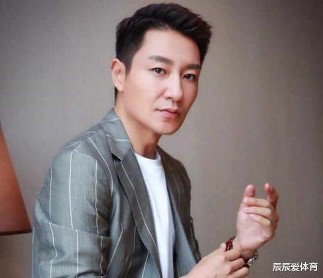 李宗翰■《安家》翟总：李宗翰被嘲面无表情，年轻时帅气逼人，竟是皇室后裔