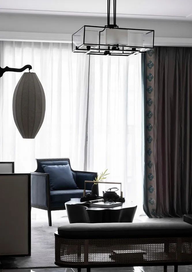 []143㎡风雅新中式风格，打造静谧如诗的闲适生活！