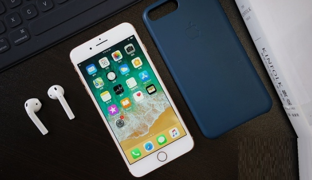 「荣耀」感谢iPhoneSE2,iPhone8价格跳水,从5888跌至3299