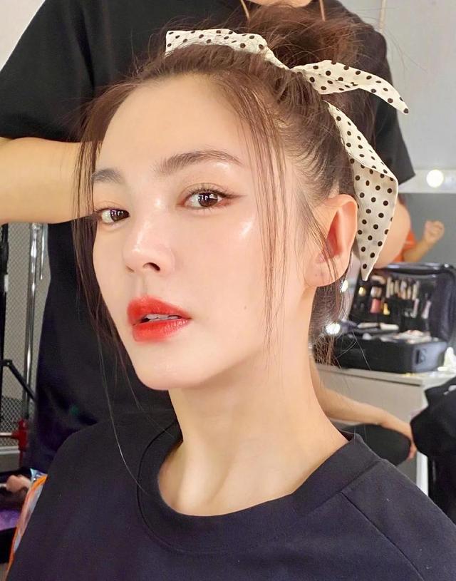 [张雨绮]张雨绮凭借《浪姐》事业再上高峰，已接多个代言领跑众人