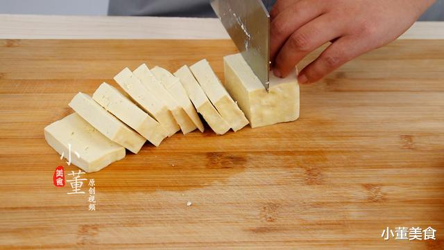 豆腐：原来保存豆腐这么简单，只需一碗水，不用放冰箱也不坏，超实用