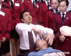 齐鲁晚报|上海滩最土味的文峰美容美发凭什么年入20亿？本事不止在办卡！