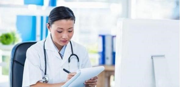 临床医学|大学哪些专业是“金饭碗”?临床医学高居榜首,轨道交通排第三