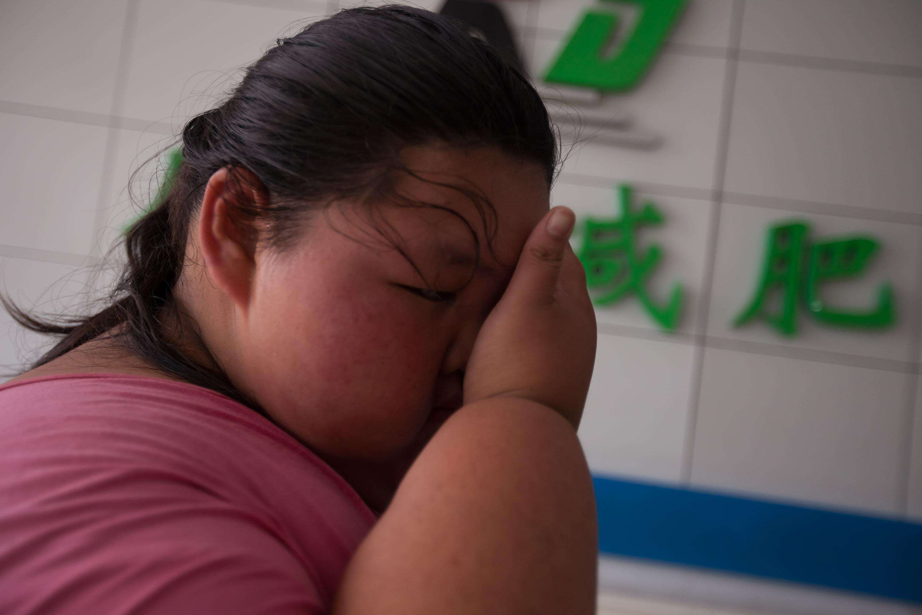 空调|索尼发布“黑科技”,可以穿在身上的“空调”,夏天再也不怕热