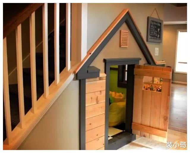 老年小妙招|复式房楼梯怎么装？注意这4处的设计，爬楼轻松还能收纳衣物！