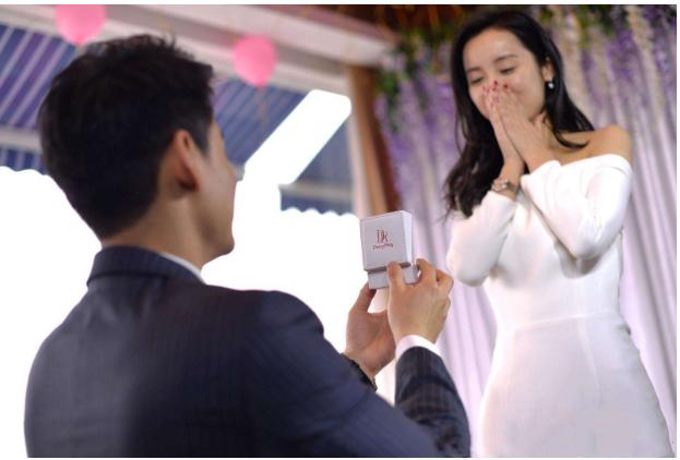 吕一|就在1天前，继吕一丈夫为女CEO暧昧庆生后，吕一3字回应婚变传闻