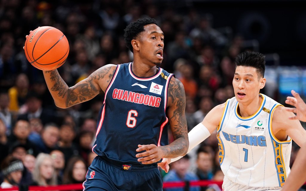 「广东男篮」有了归属感！超级外援主动向东家示好，想在CBA结束职业生涯