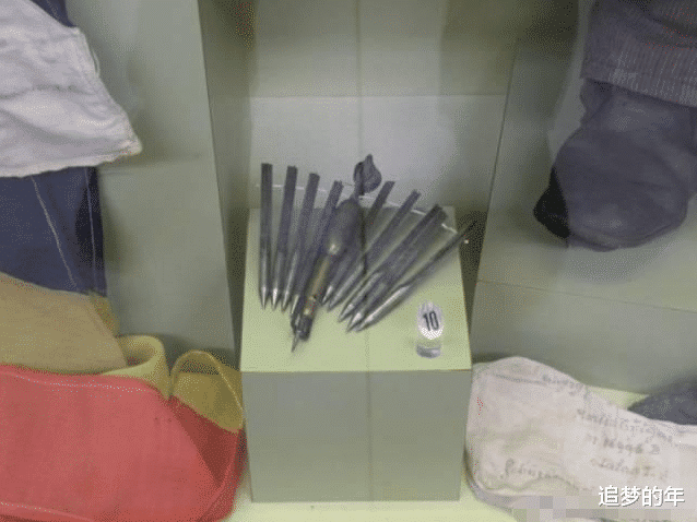 「佣兵」一百多年前用飞机投掷的致命武器，你曾见过吗？有些难以想象