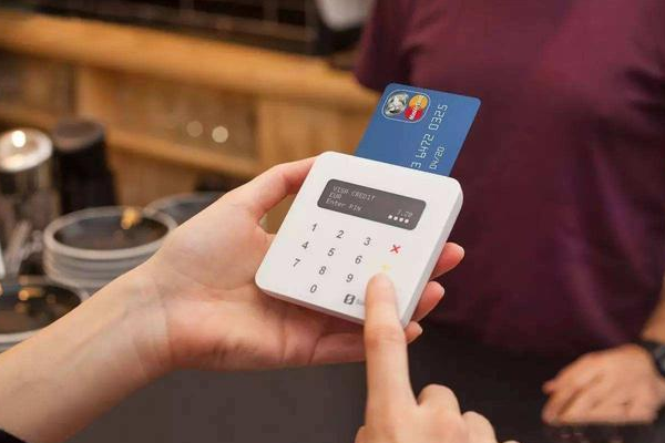 黄金价格|央行多次发出警告，这种行为正在“坑害”年轻人，人均负债十万元