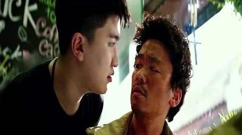 娱乐圈|他究竟有何背景？被尔冬升批演技烂，第一次演戏却\搬动\半个娱乐圈