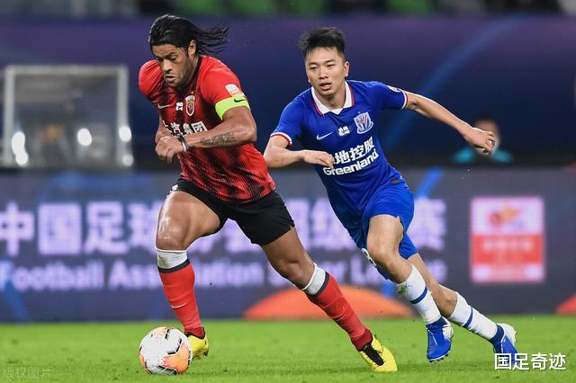 胡尔克|卡帅又错过1潜力左后卫！21岁恒大旧将再现1精妙过人险造绝杀