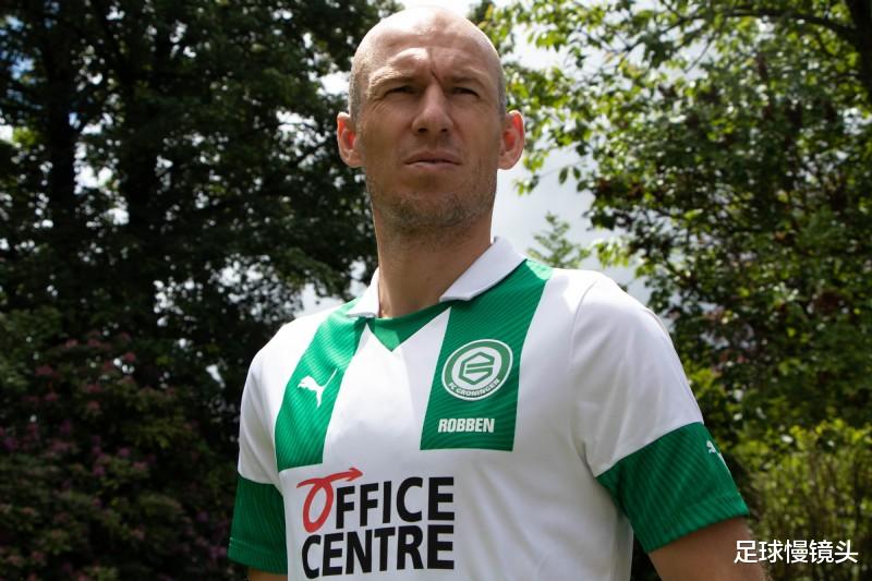 罗本▲重磅！荷兰巨星罗本宣布复出，天赋比肩梅西C罗，生涯30冠军