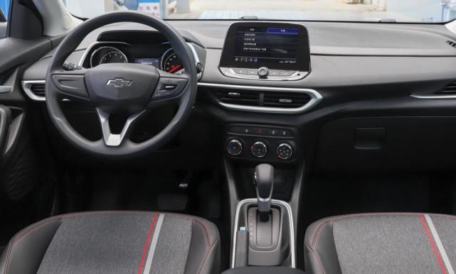 雪佛兰Trax|又一合资车跌至“清仓价”,9.9万跌至6.4万,买国产车不如选它