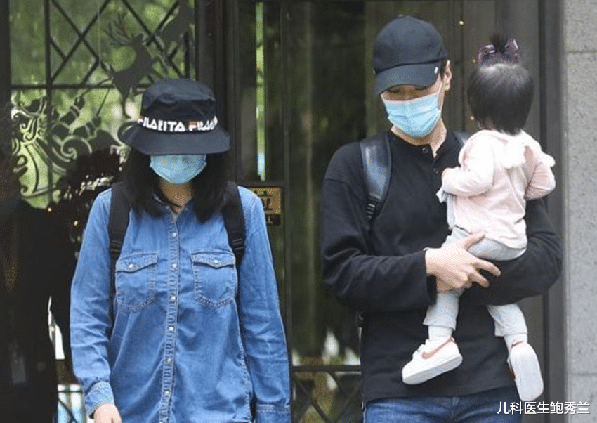 高圆圆|高圆圆晒2岁女儿近照，和赵又廷如同复制粘贴，网友：像爸没毛病