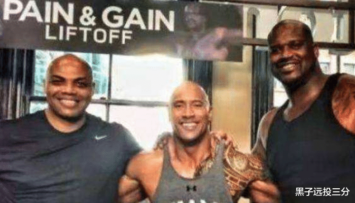 [C罗]谁给的勇气？明星和NBA球星跨界合影，看完C罗这张，原谅我笑了