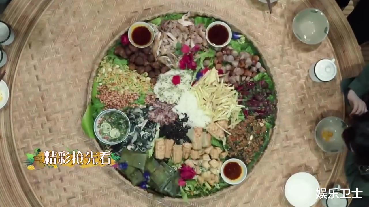 薇娅▲《向往的生活》飞行嘉宾曝光!黄磊做包烧菜,何炅周迅任嘉伦赞不绝口